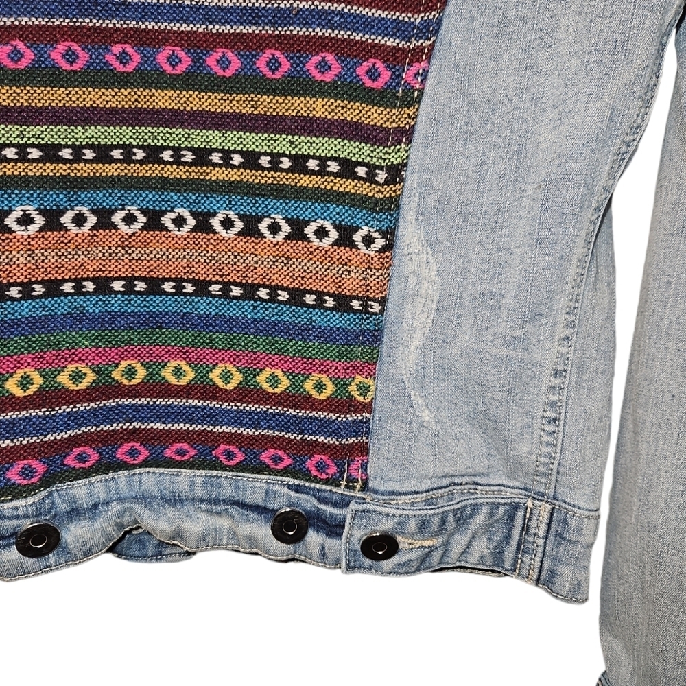 Gianni Bini Girls Colorful Patterned Embroidery Jean Jacket Size M - Picture 4 of 6